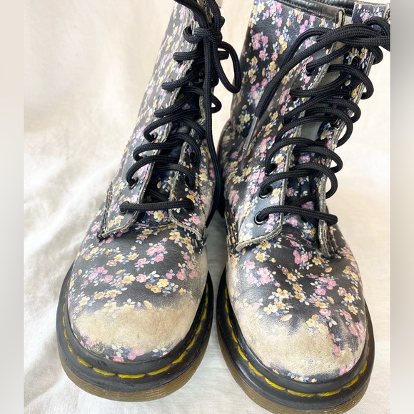 Dr. Martens Floral Print Leather Boots - Picture 9 of 12
